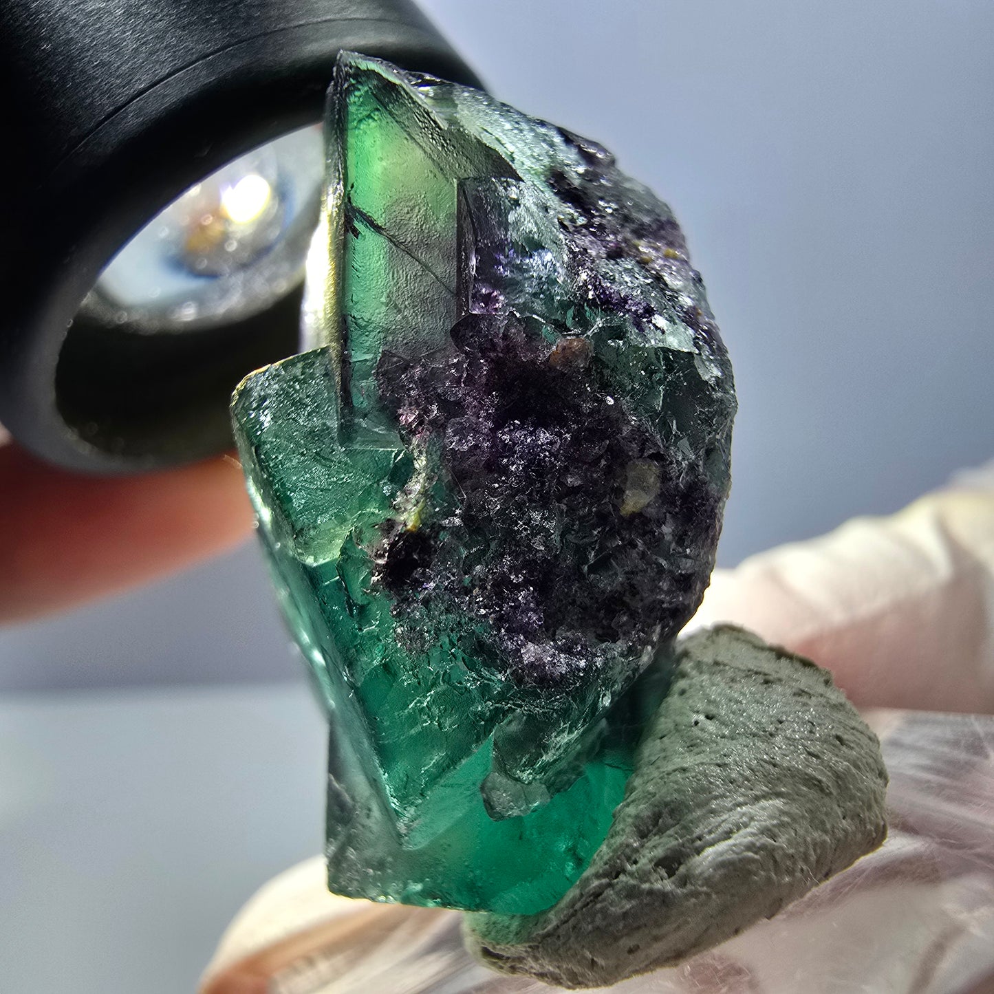 Spécimen de cube de fluorite fantôme, parqueté vert violet Okorusu, Namibie 32*23*16 mm
