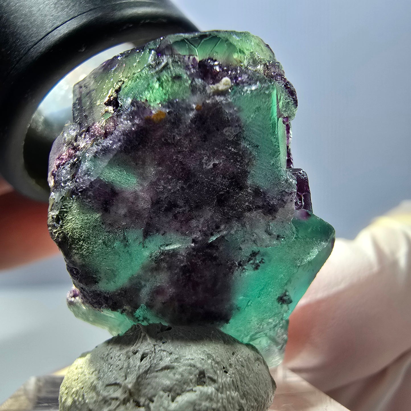 Spécimen de cube de fluorite fantôme, parqueté vert violet Okorusu, Namibie 32*23*16 mm