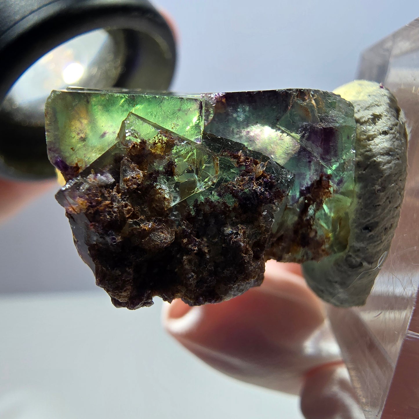 Spécimen de cube de fluorite fantôme, parqueté vert violet Okorusu, Namibie 30*28*15 mm