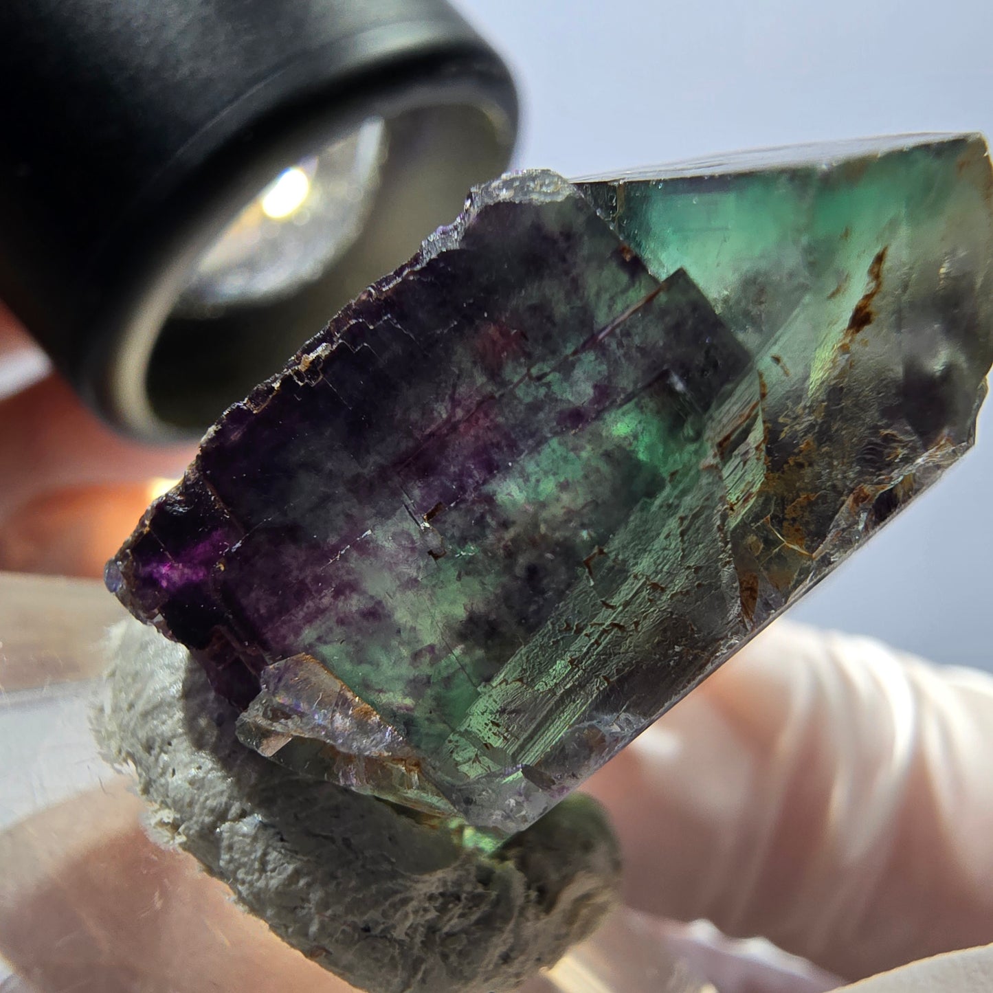Spécimen de cube de fluorite fantôme, parqueté vert violet Okorusu, Namibie 30*28*15 mm
