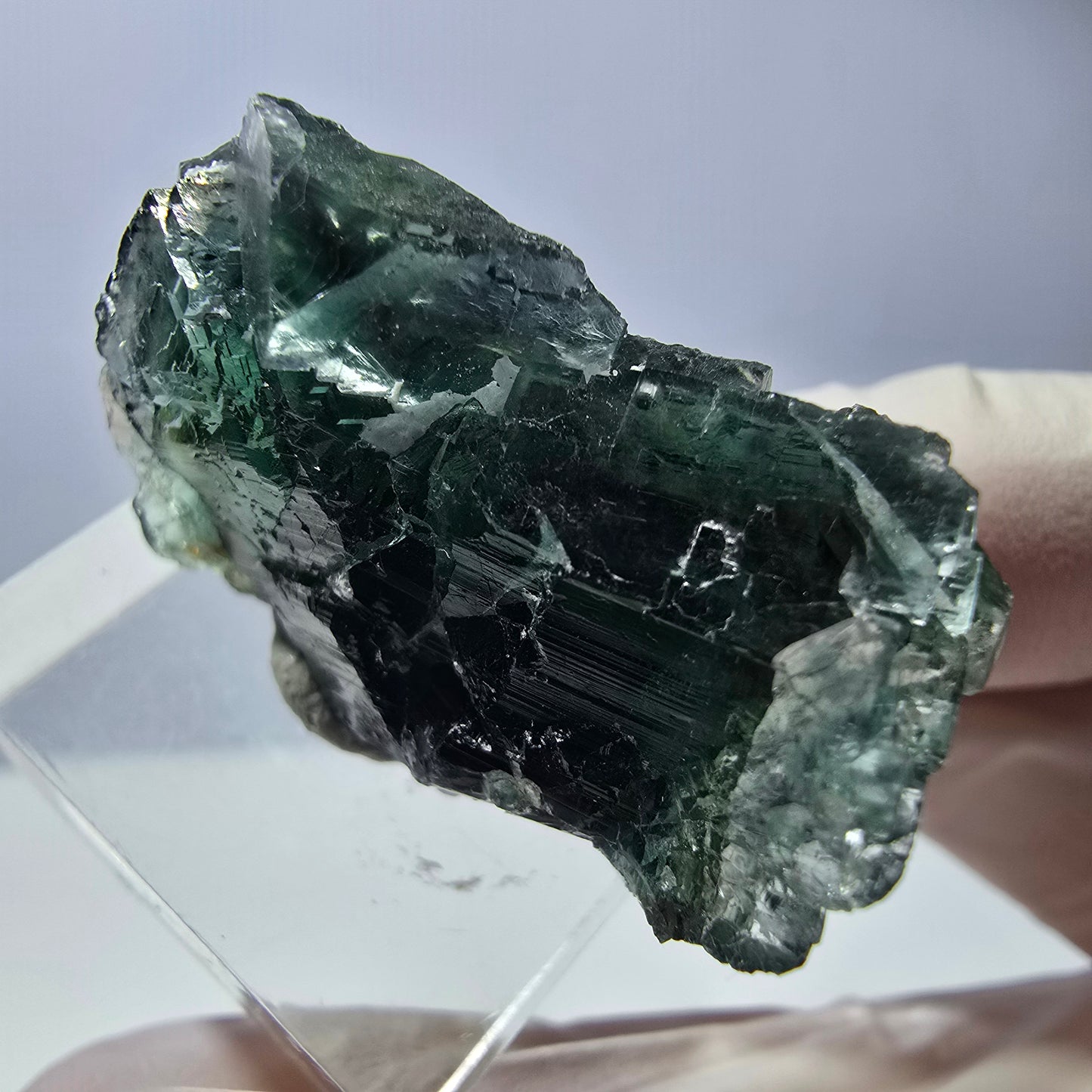 Spécimen de cube de fluorite fantôme, vert violet, Okorusu, Namibie, 36 x 25 x 15 mm