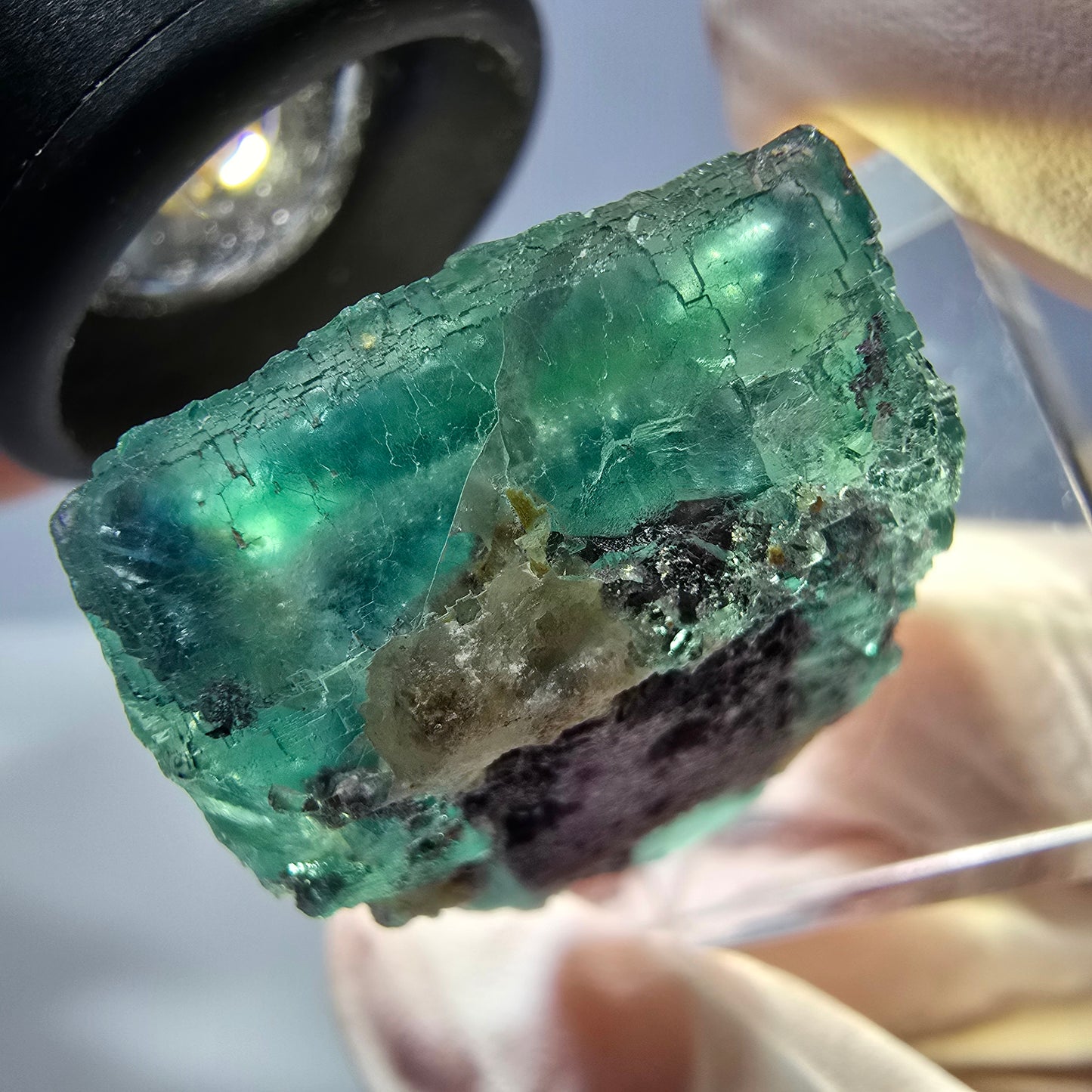 Cristal de fluorite fantôme transparent, cube vert-violet, Okorusu, Namibie, 24 x 24 x 20 mm