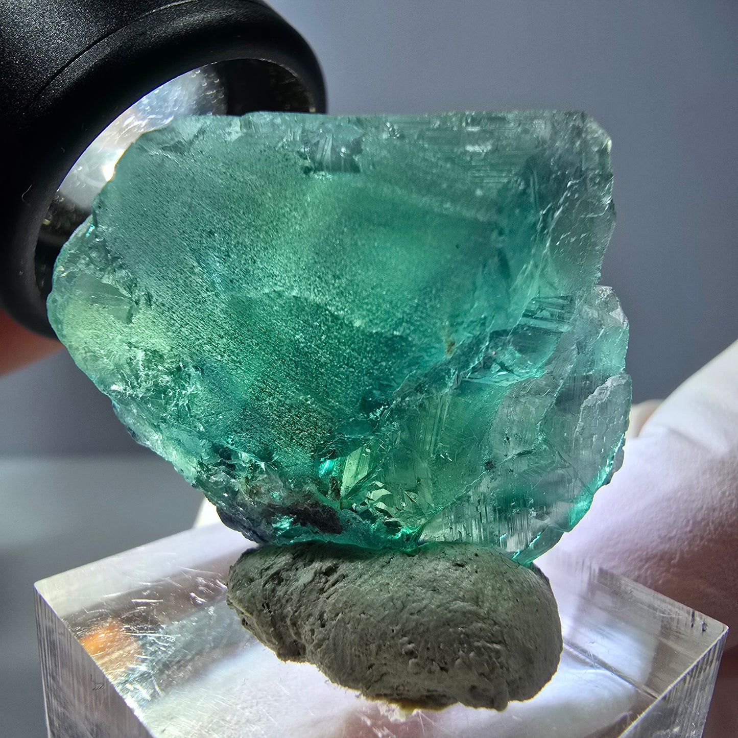 Cube de fluorite fantôme transparente parquetée, vert Okorusu, Namibie 27 x 24 x 23 mm