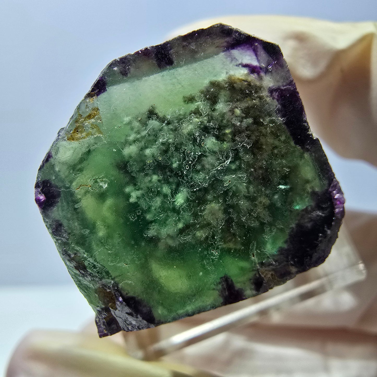 Cube de fluorite fantôme parqueté, zonal, vert violet Okorusu, Namibie 22*21*19mm