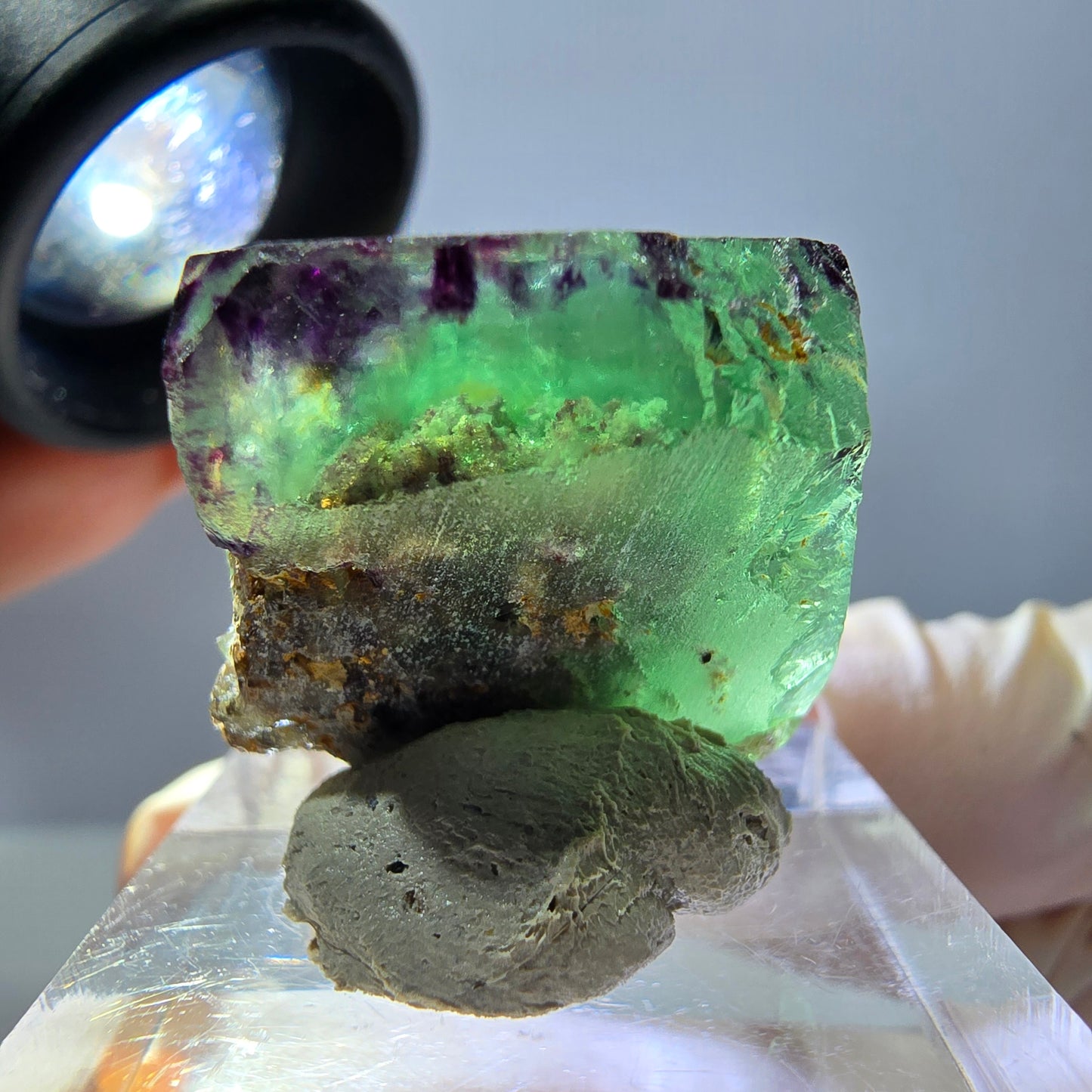 Cube de fluorite fantôme parqueté, zonal, vert violet Okorusu, Namibie 22*21*19mm