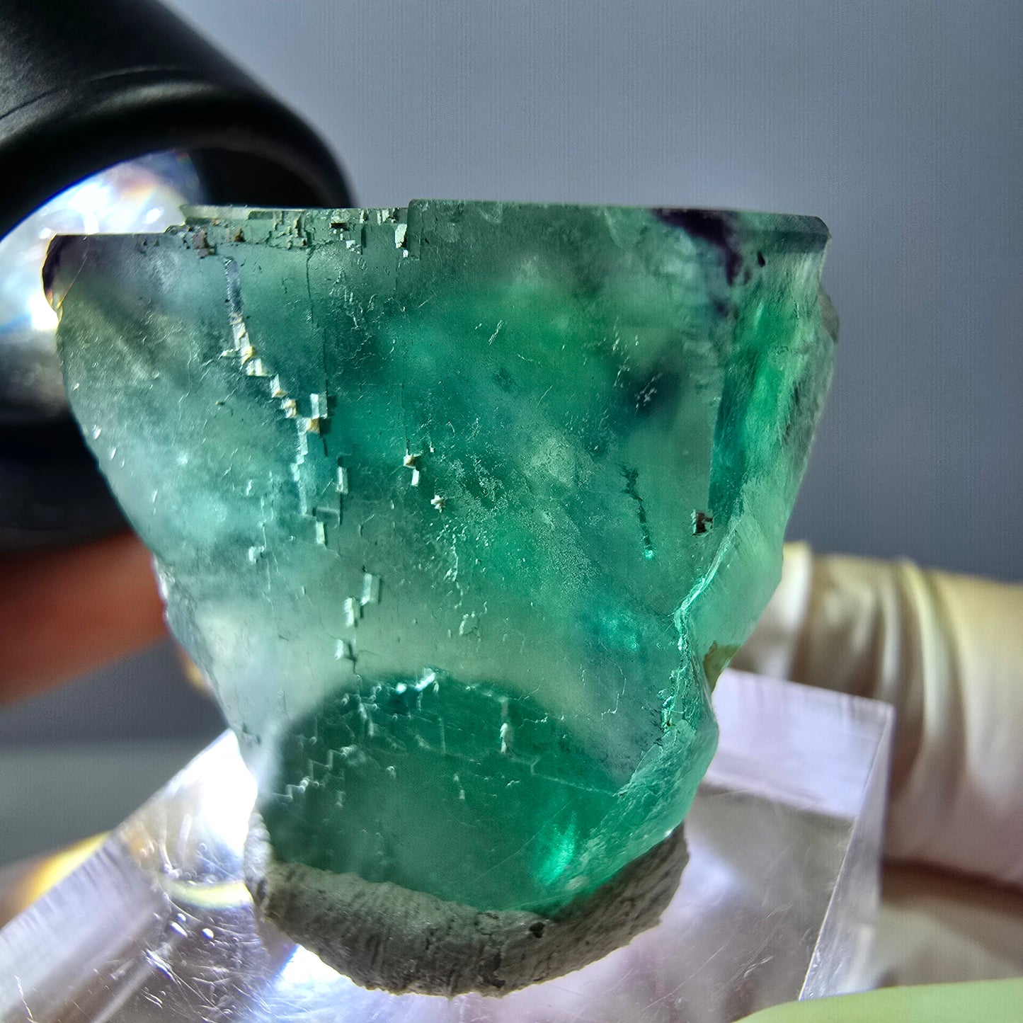 Cube de fluorite fantôme parqueté, zonal, vert violet Okorusu, Namibie 27*27*20mm