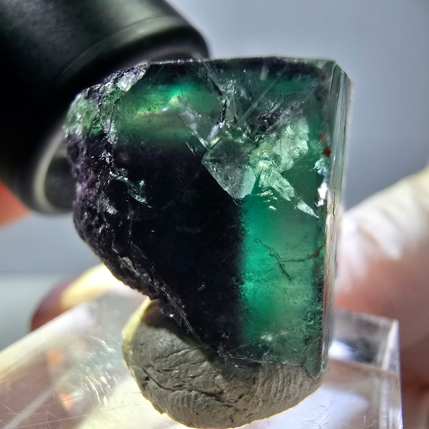 Phantom Fluorite cube parquetted, green purple Okorusu, Namibia 22*21*20mm