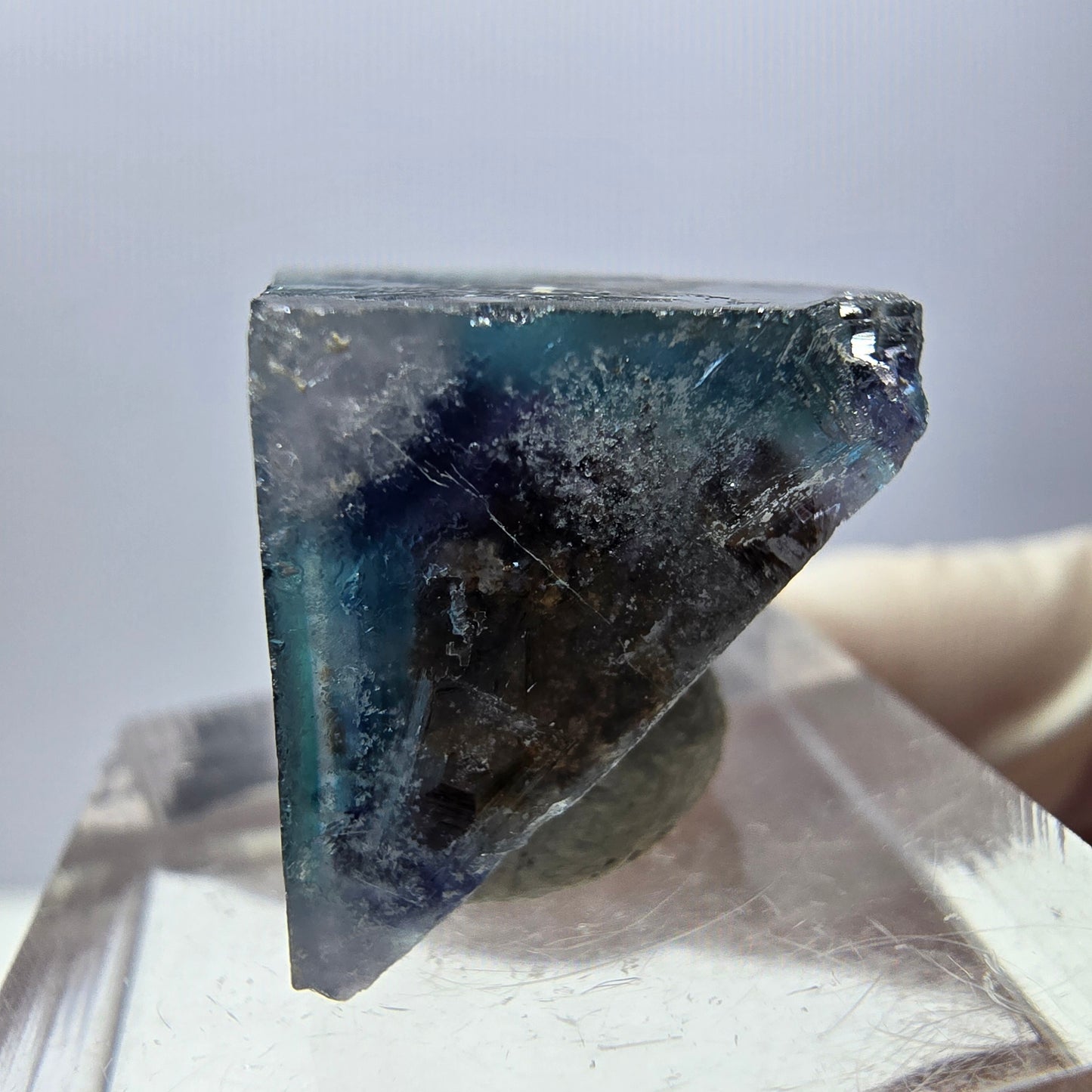 Phantom Fluorite cube parquetted, green purple Okorusu, Namibia 18*18*17mm