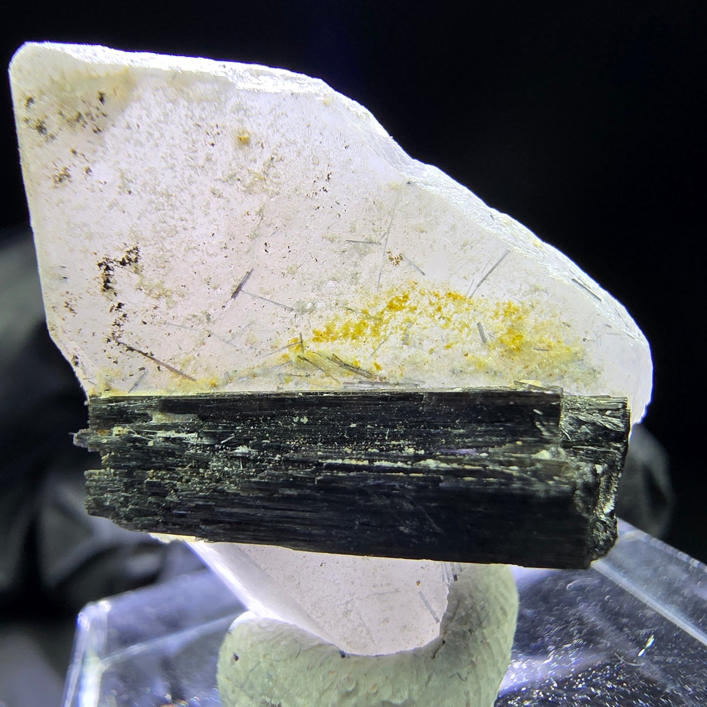 Seltene Schörl Turmalin X auf Quarz Stufe schwarz 25*19*14mm aus Erongo, Namibia