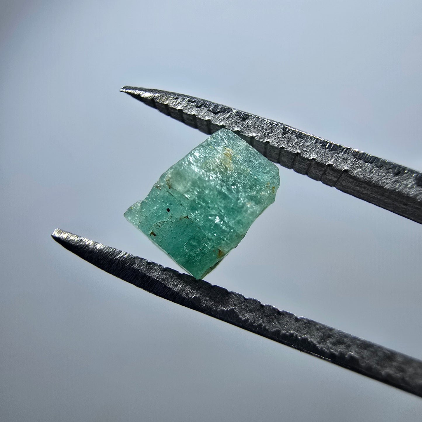 Cristal d'émeraude rare, vert Colombie #7966