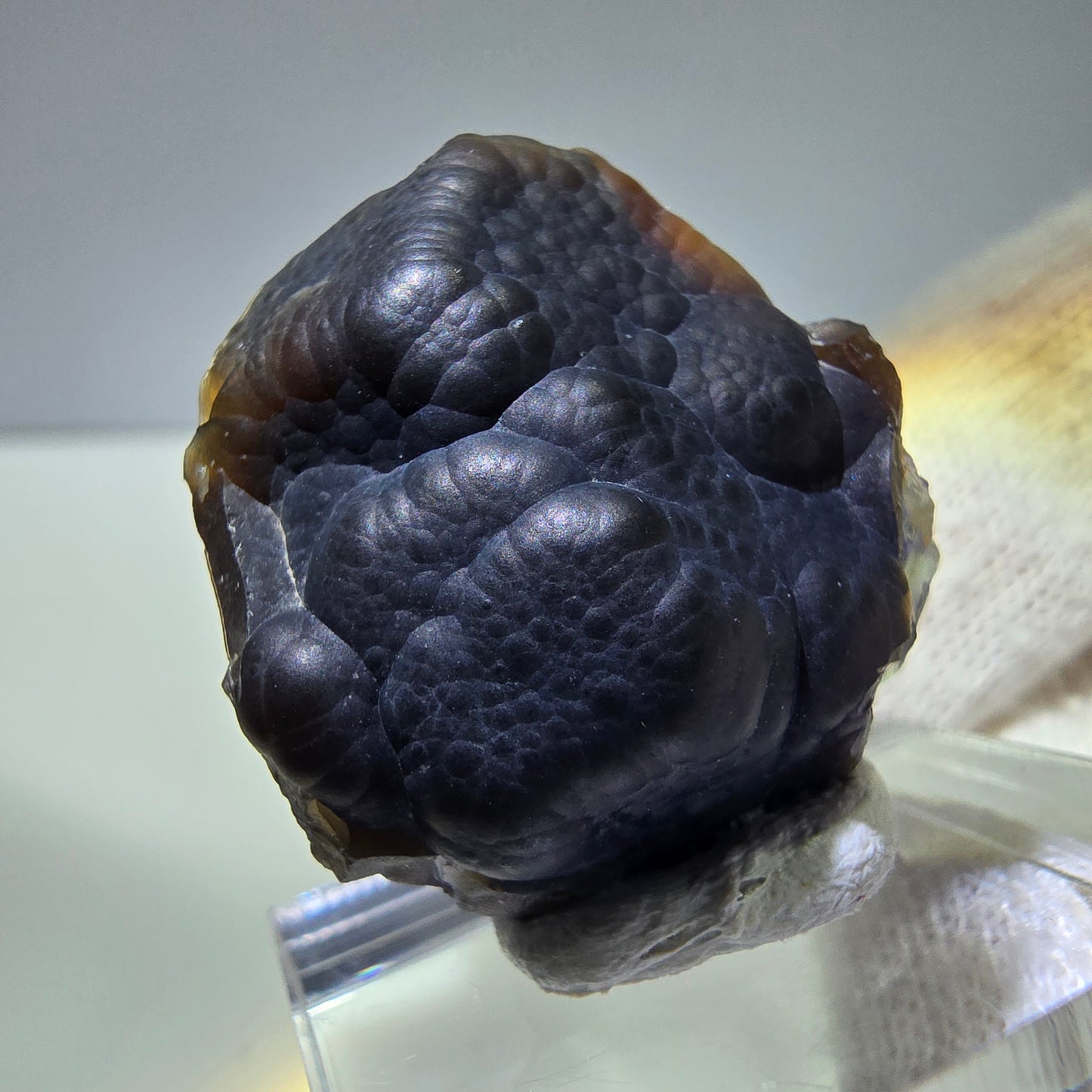 Spécimen de fluorite fantôme et d'hématite, Erongo, Namibie, 28 x 26 x 15 mm
