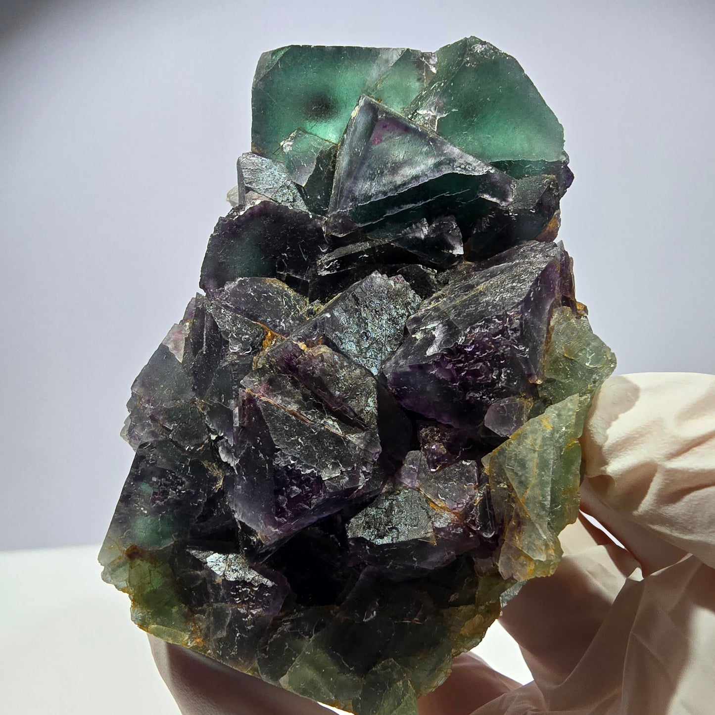 Grand spécimen de cube de fluorite fantôme, vert violet, Okorusu, Namibie, 88 x 60 x 40 mm