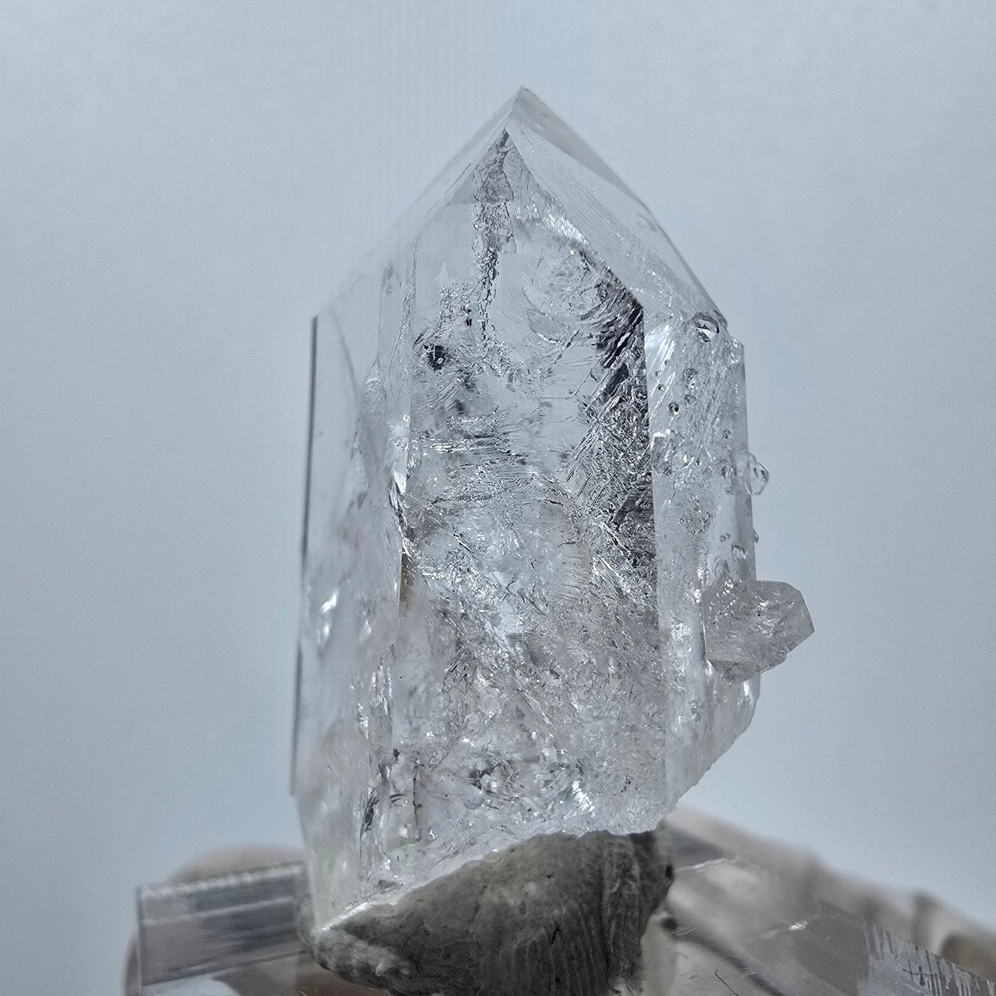 Enhydro Quarz mit Analcim, 2x Blase Streep Mine, Goboboseb, Namibia 38*24*15mm