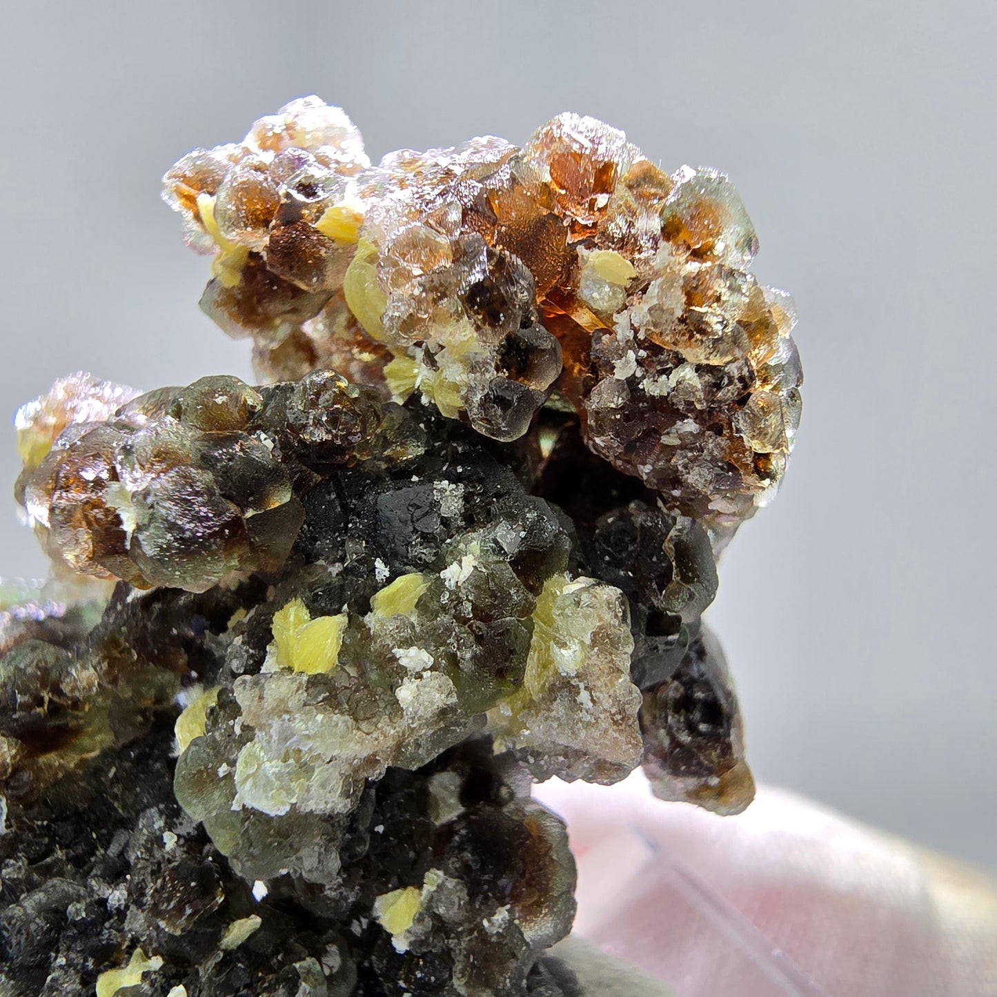 Phantom Fluorit Würfel grün braun, Muskovit Stufe Erongo, Namibia 47*43*27mm