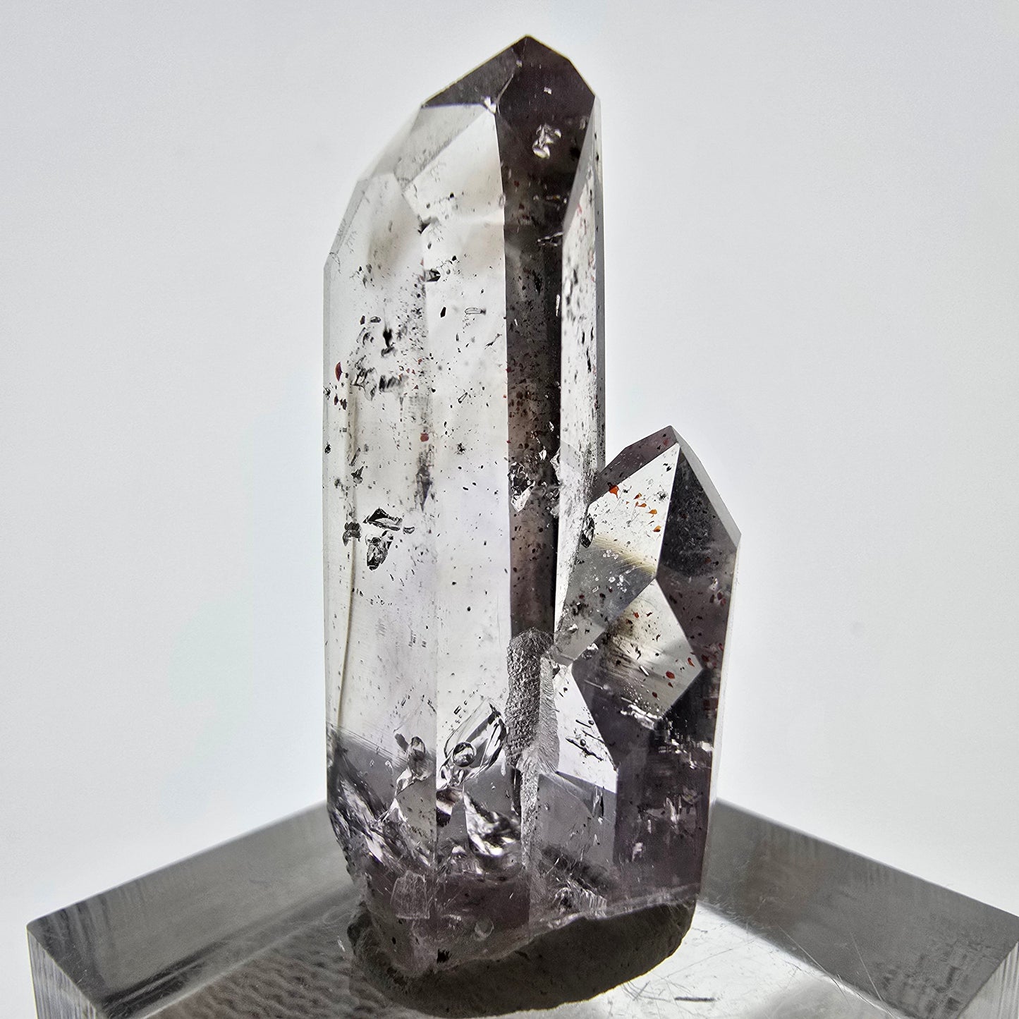 Spécimen d'améthyste fantôme Harlequin, Streep Mine, Goboboseb, Namibie, 35 x 15 x 12 mm