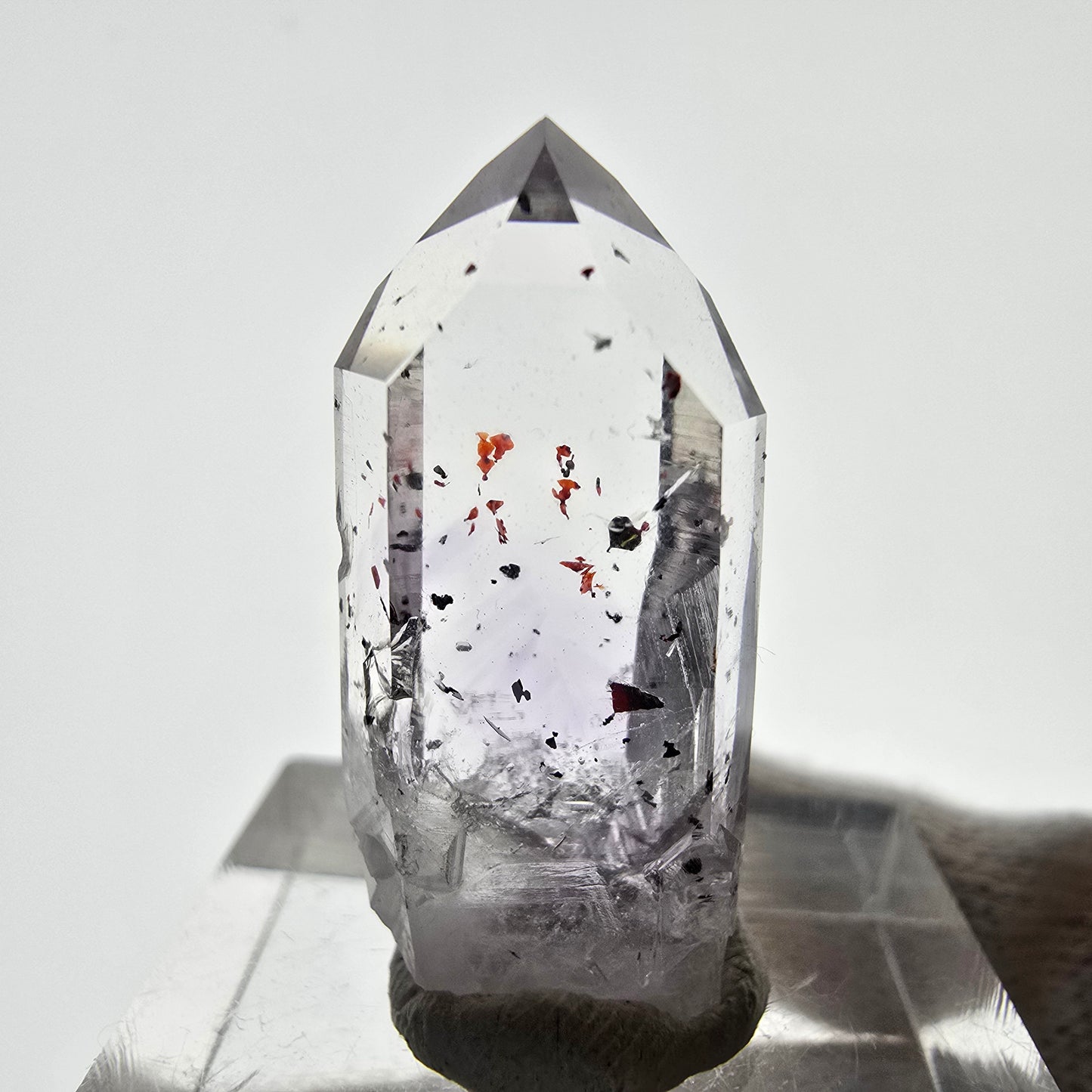 Mine d'améthyste Harlequin Phantom Point Streep, Goboboseb, Namibie, 27 x 13 x 7 mm
