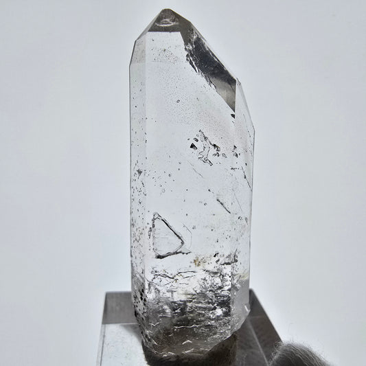 Sceptre de poche en quartz fumé fantôme squelette, Namibie, 48 x 18 x 7 mm
