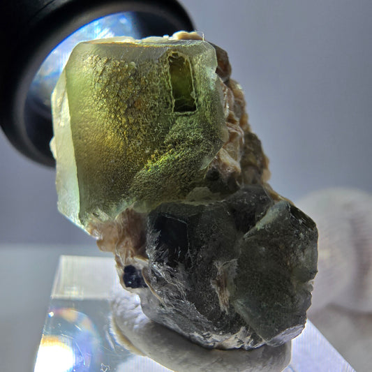 Phantom Fluorit Würfel, hexagonal Schörl Turmalin Muskovit Stufe Erongo Namibia 33*21*19mm