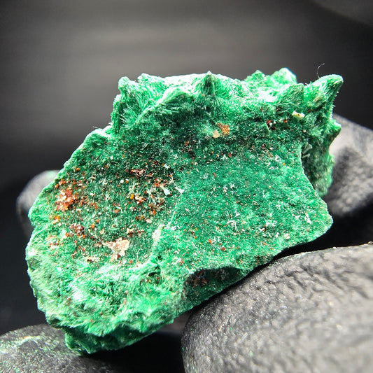 Spécimen rare de malachite, vert Kaokoveld, collection minérale 33*21*16mm namibie