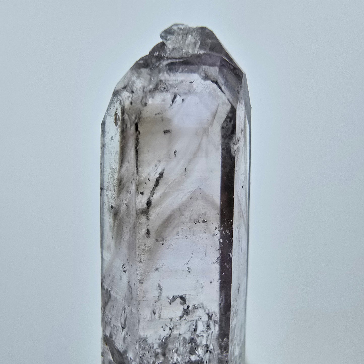 Klarer Phantom Amethyst Kristall Goboboseb, Namibia 45*11*12mm