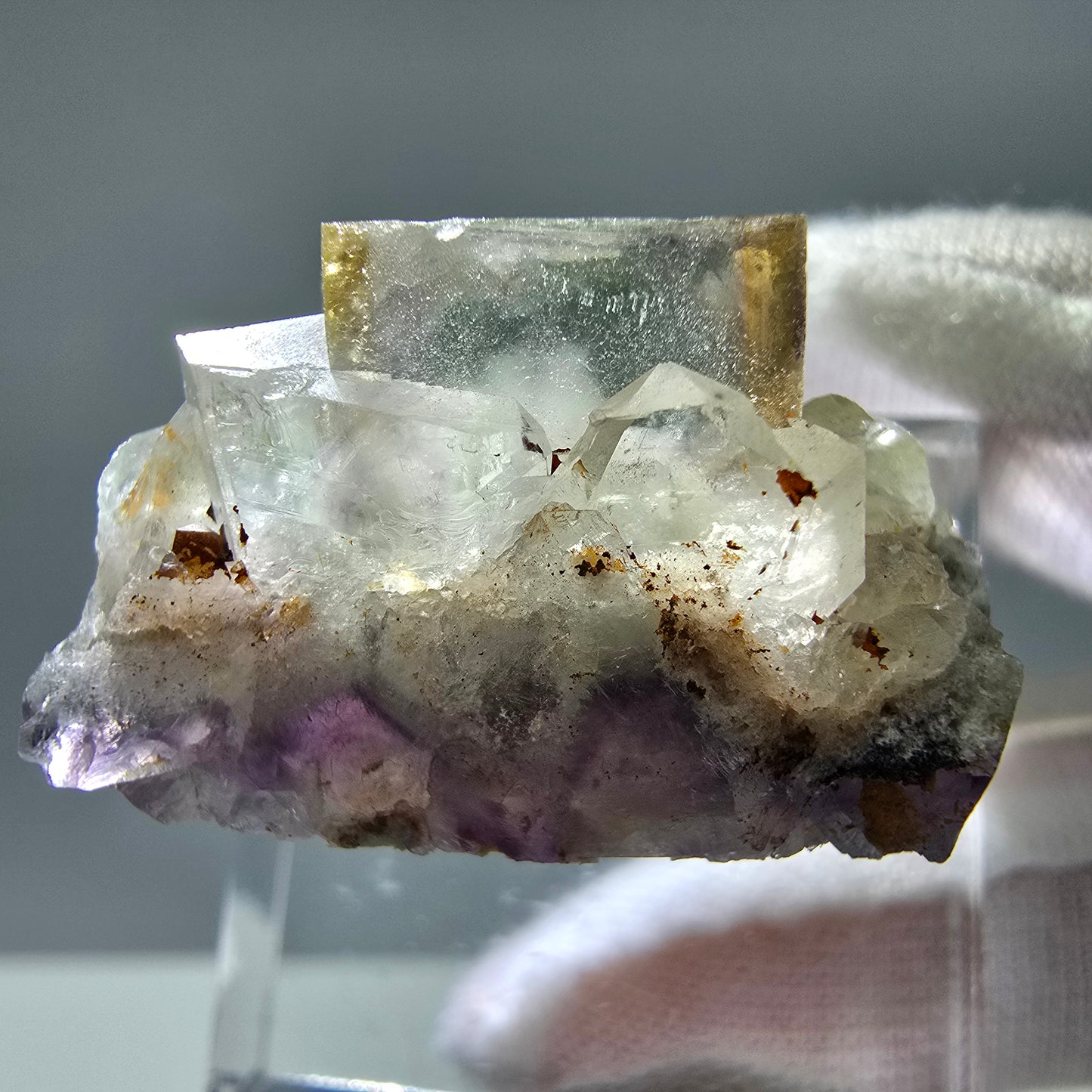 Seltene UV Phantom Fluorit Würfel Stufe lila gelb Brandberg, Namibia 28*17*16mm