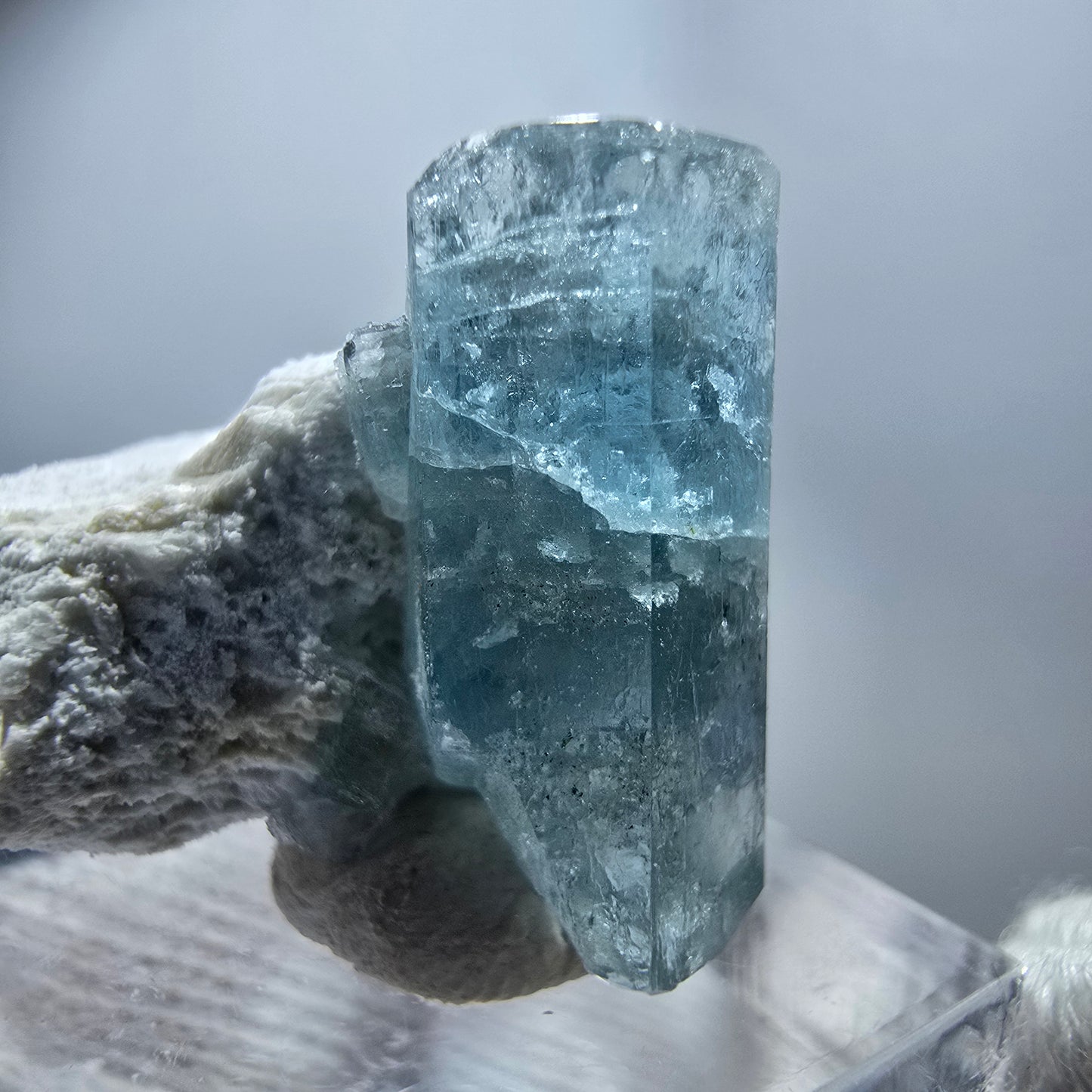 Seltener Aquamarin X mit Orthoklas Erongo, Namibia 29*18*16mm