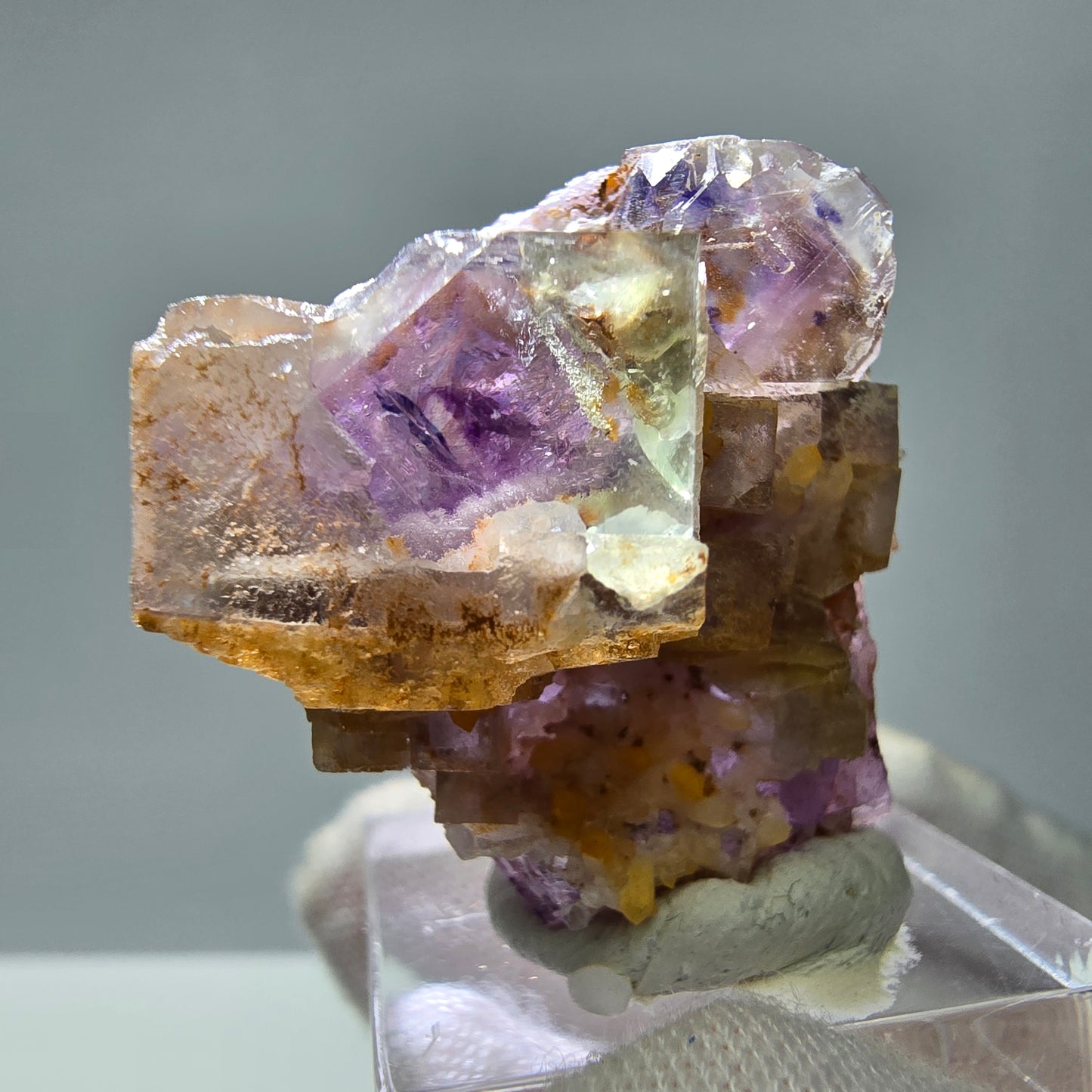 Seltene UV Phantom Fluorit Würfel, Quarz Stufe Brandberg, Namibia 32*31*16mm