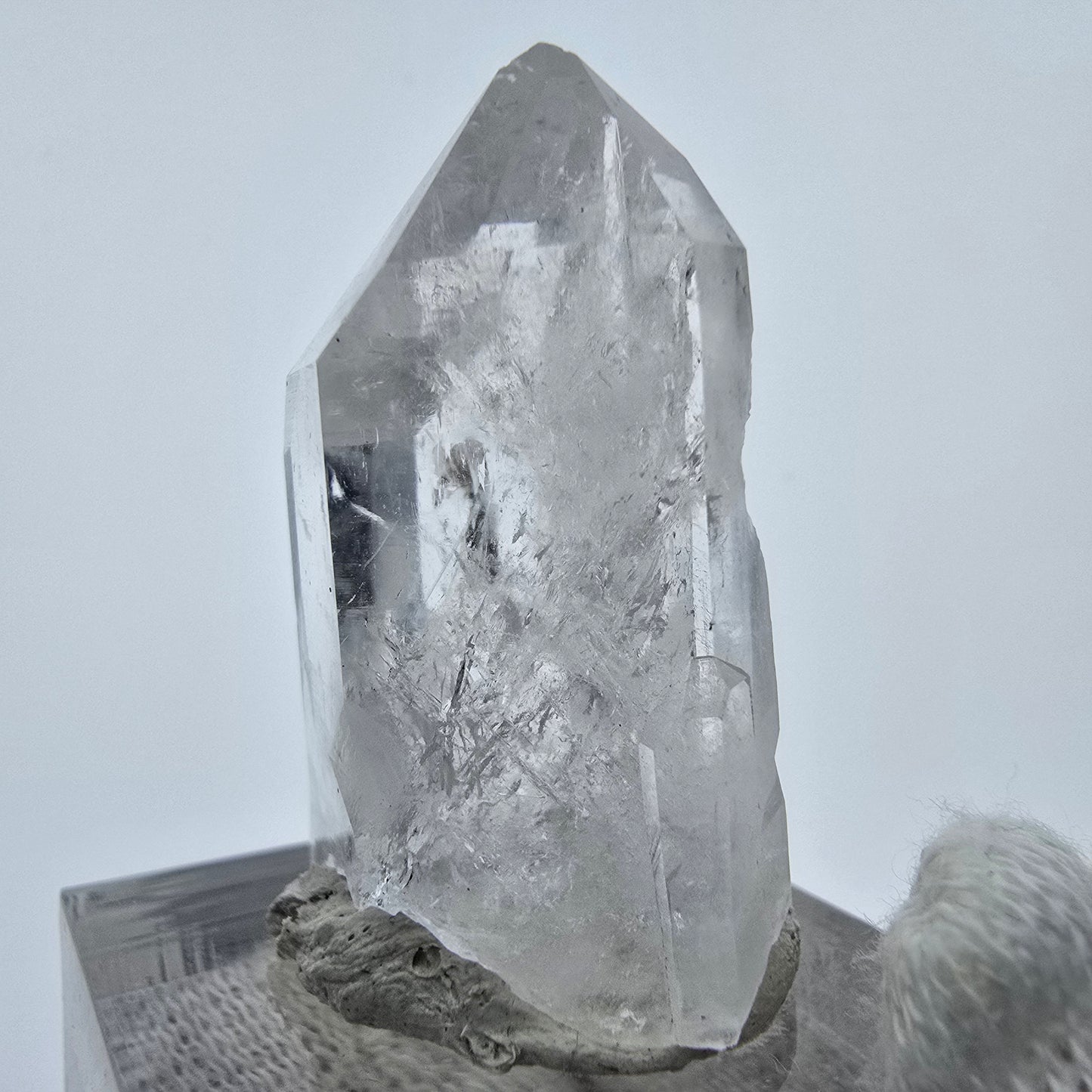 Klarer Phantom Hämatit Quarz Kristall Streep Mine Goboboseb, Namibia 34*20*13mm