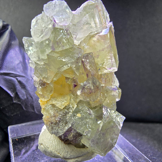 Rare Phantom Fluorite XX cube grade vert violet 35*21*14mm Okorusu, Namibie