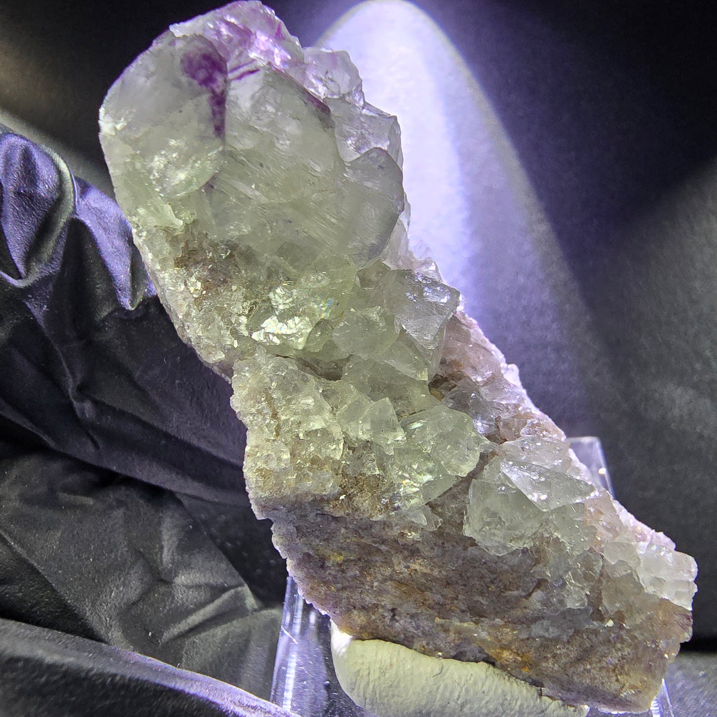 Seltene Zonare Fluorit XX Würfel Stufe grün lila 56*24*11mm aus Okorusu, Namibia
