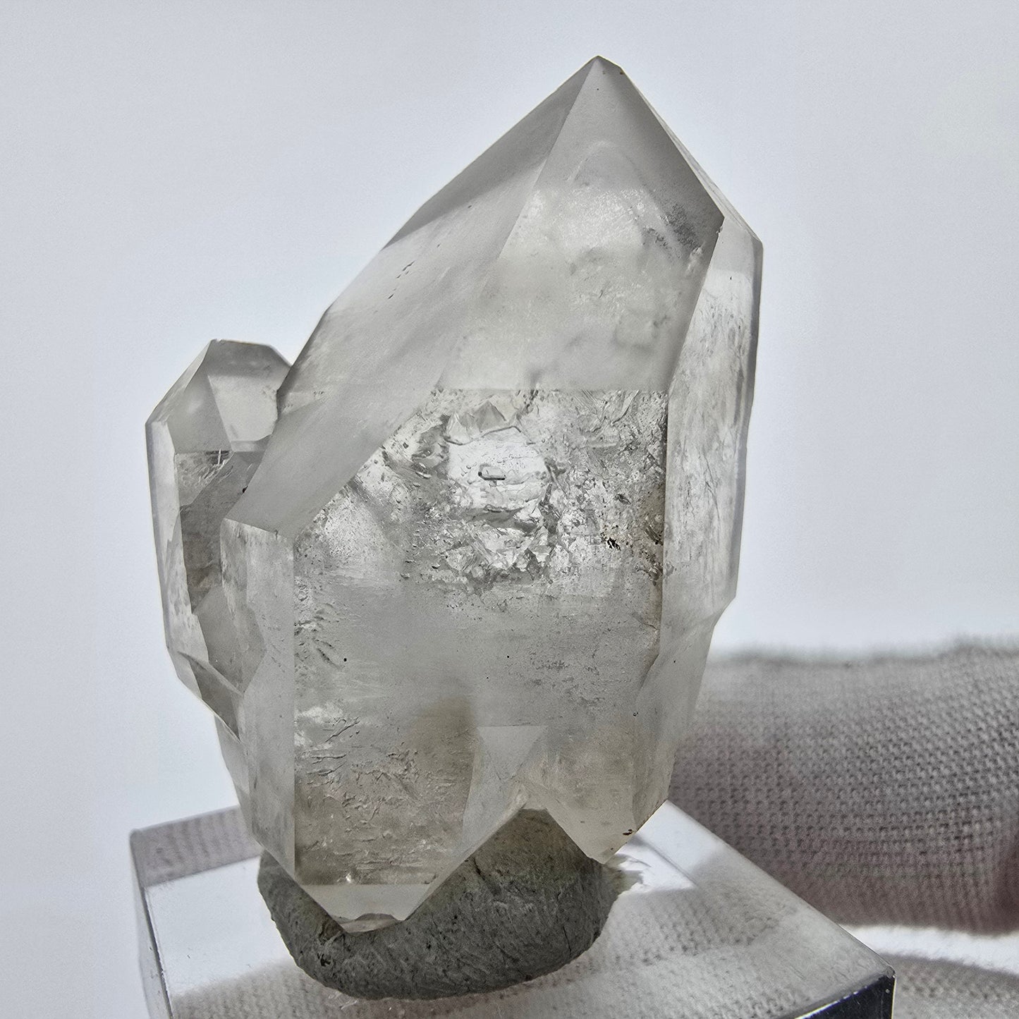 Enhydro Phantom Sceptre à Quartz Fumé Niveau 2x Bubble Goboboseb, Namibie 43*32*21mm