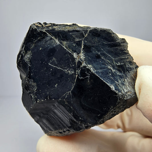 Beautiful Schorl Tourmaline Crystal shiny Erongo, Namibia 39*32*21mm Collection