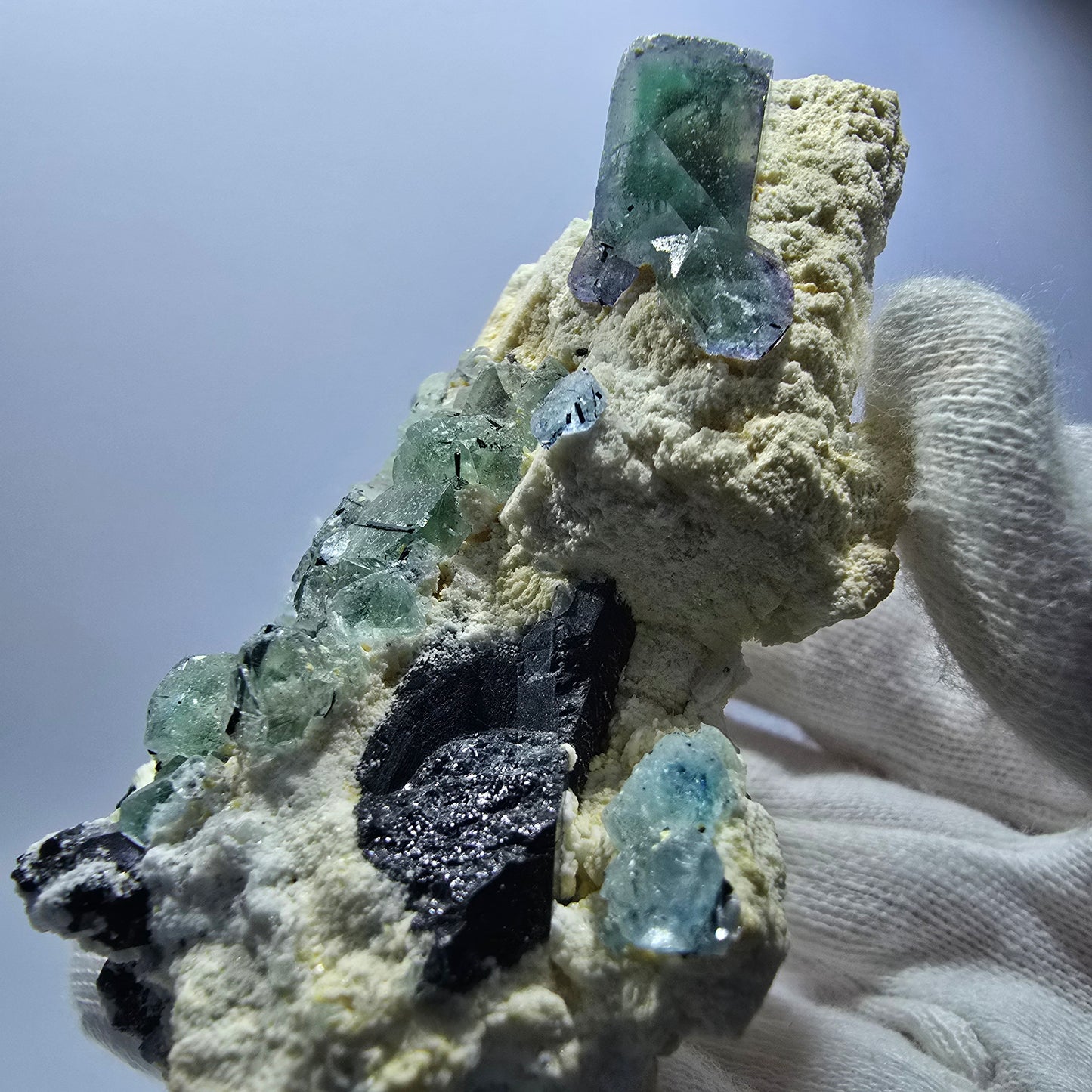 Phantom Fluorit Würfel zonal, Orthoklas, Schörl Turmalin Erongo, Namibia 77*52*30mm