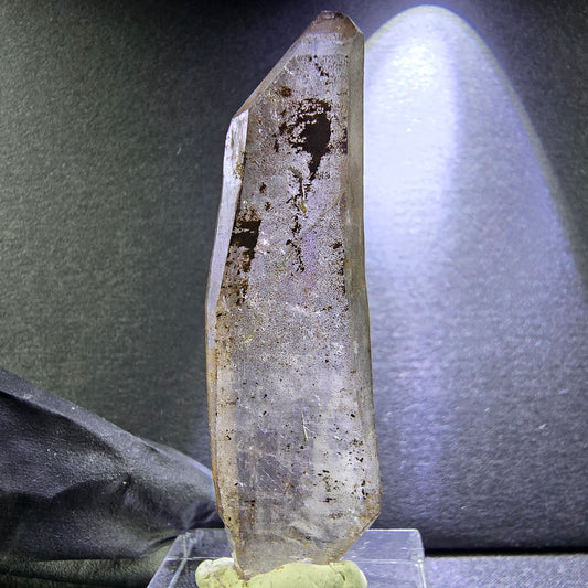 Klarer Rauchquarz X Doppelender Kristall, Quarz 55*16*5mm aus Goboboseb Namibia