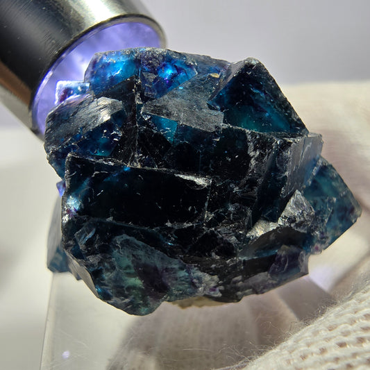 Spécimen de cube de fluorite fantôme, zonal – Nouvelle découverte ! Okorusu, Namibie, 37 x 27 x 23 mm