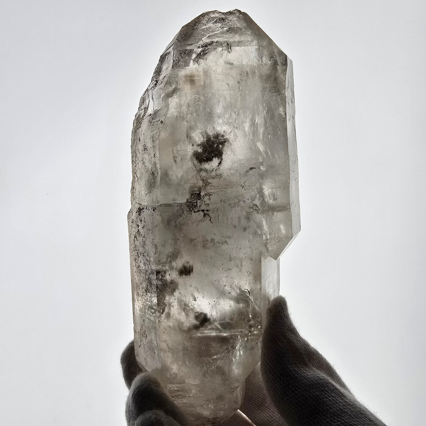Sceptre DT en quartz fumé squelette Enhydro, poche Valentine en calcite UV, Namibie 153 x 62 x 39 mm