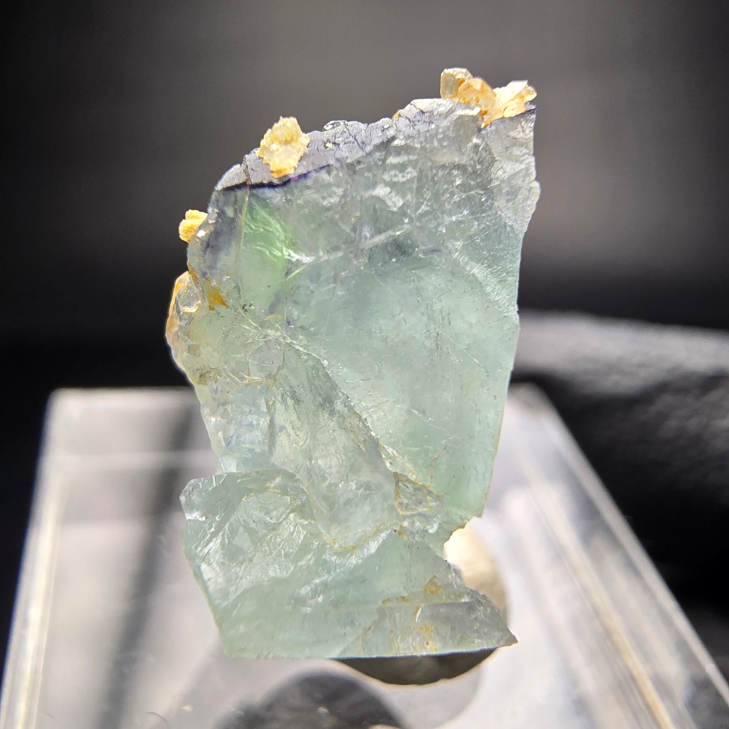 Zonare fluorite stade vert bleu Omehane, namibie 22*14*11mm collection minérale