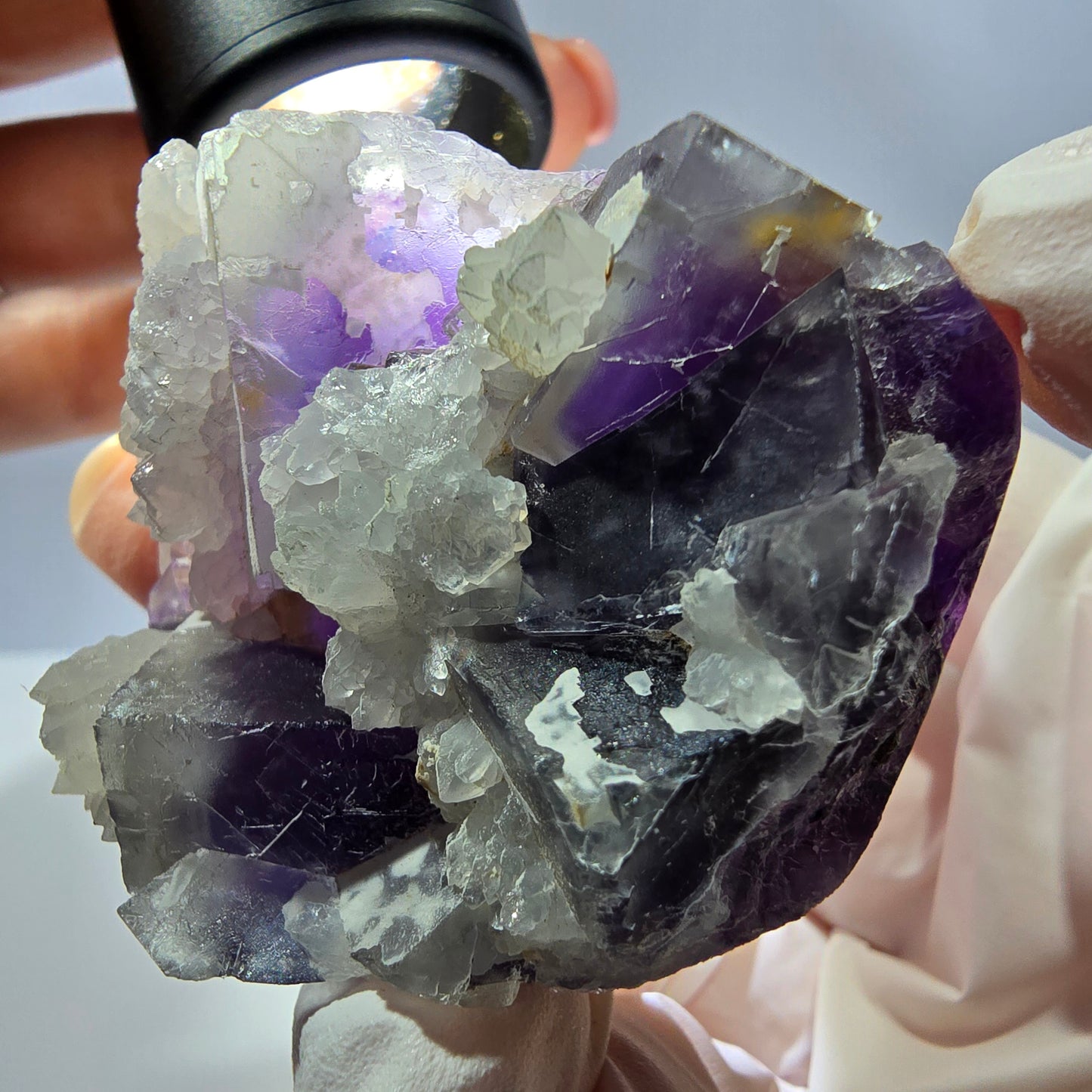 Rare cube de fluorite fantôme, spécimen de quartz violet Okorusu, Namibie, 53 x 42 x 24 mm