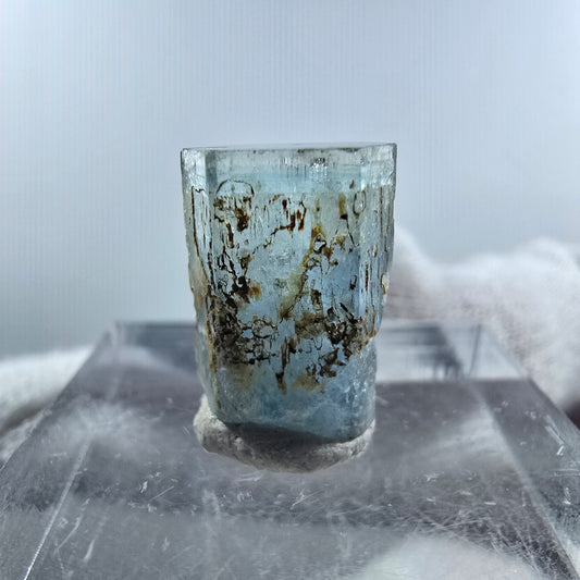 Seltener klarer Aquamarin X Kristall Erongo, Namibia 14*9*5mm