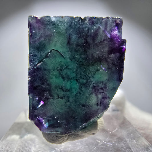 Spécimen rare de cube de fluorite fantôme, vert zonal et violet, Okorusu, Namibie, 27 x 27 x 16 mm