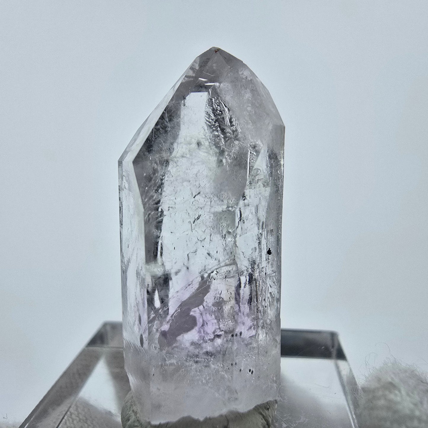 Klarer Amethyst Quarz grüne Einschlüsse Streep Mine Goboboseb Namibia 30*13*12mm