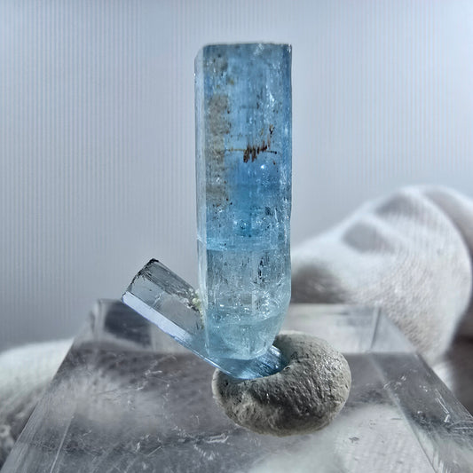Seltene klare Aquamarin XX Stufe Erongo, Namibia 23*12*6mm