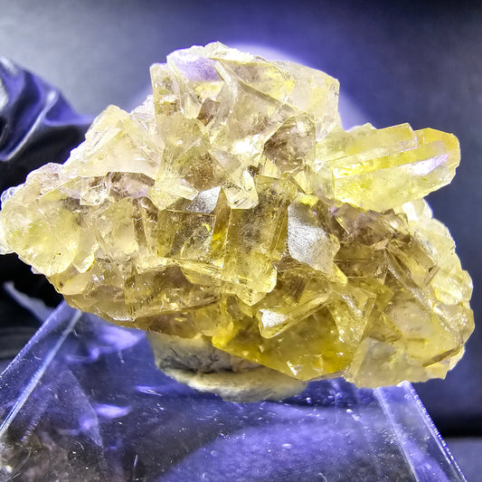 Cubes de fluorite très clairs grade jaune 37*19*10mm Okorusu, collection Namibie