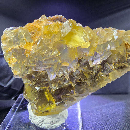 Spécimen rare de fluorite fantôme de poche de miel jaune vert 51*34*9mm Okorusu, Namibie