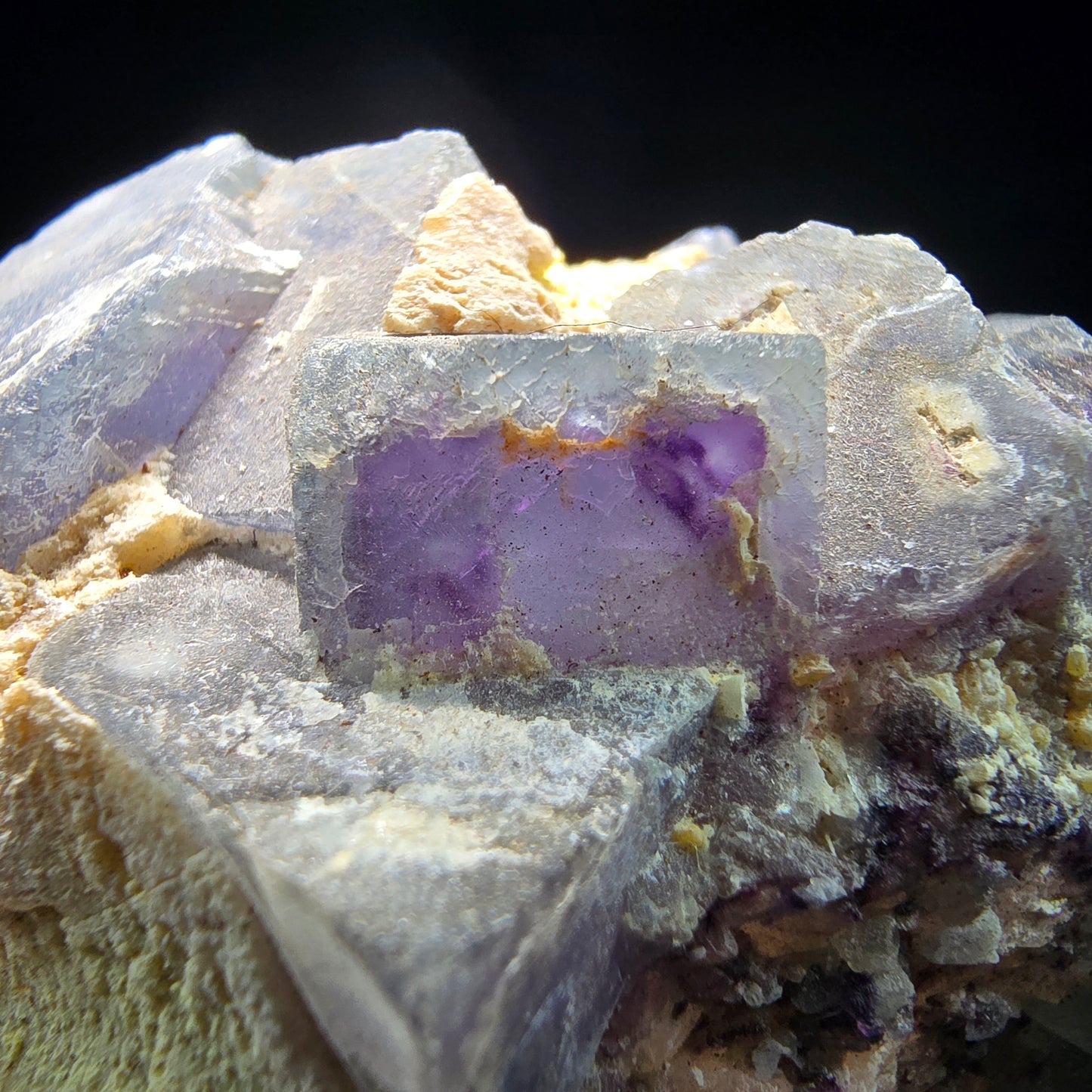 Niveau de cube Phantom Fluorite violet vert Omehane, collection Namibie 67*56*27mm