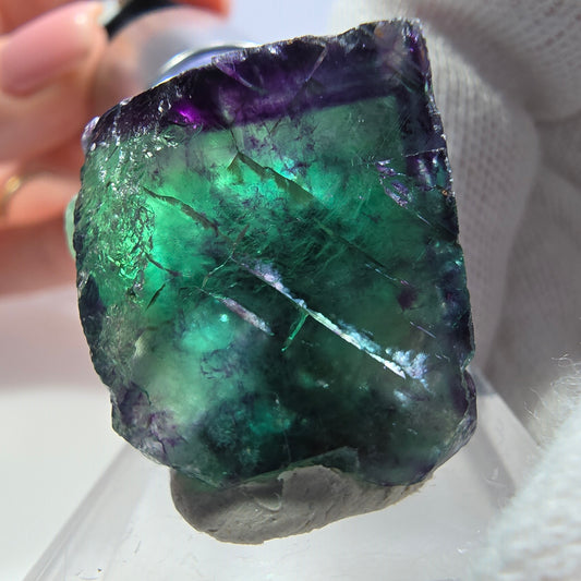 Spécimen rare de cube de fluorite fantôme, vert zonal et violet, Okorusu, Namibie, 31 x 39 x 20 mm