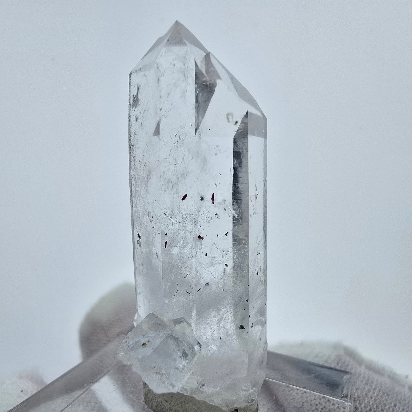 Klarer Harlekin Phantom Quarz Kristall Streep Mine, Goboboseb Namibia 37*15*15mm