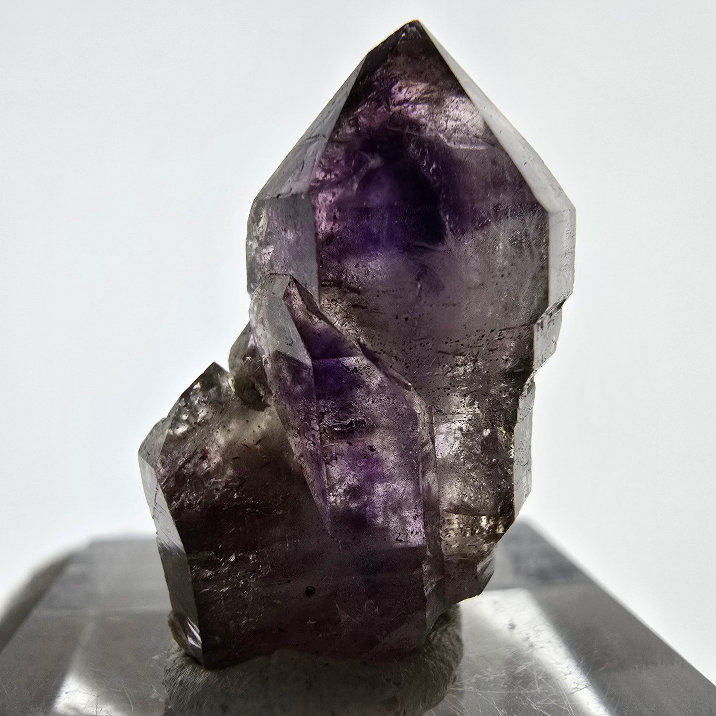 Rare spécimen de sceptre d'améthyste fantôme, Brandberg, Namibie, 25 x 15 x 10 mm