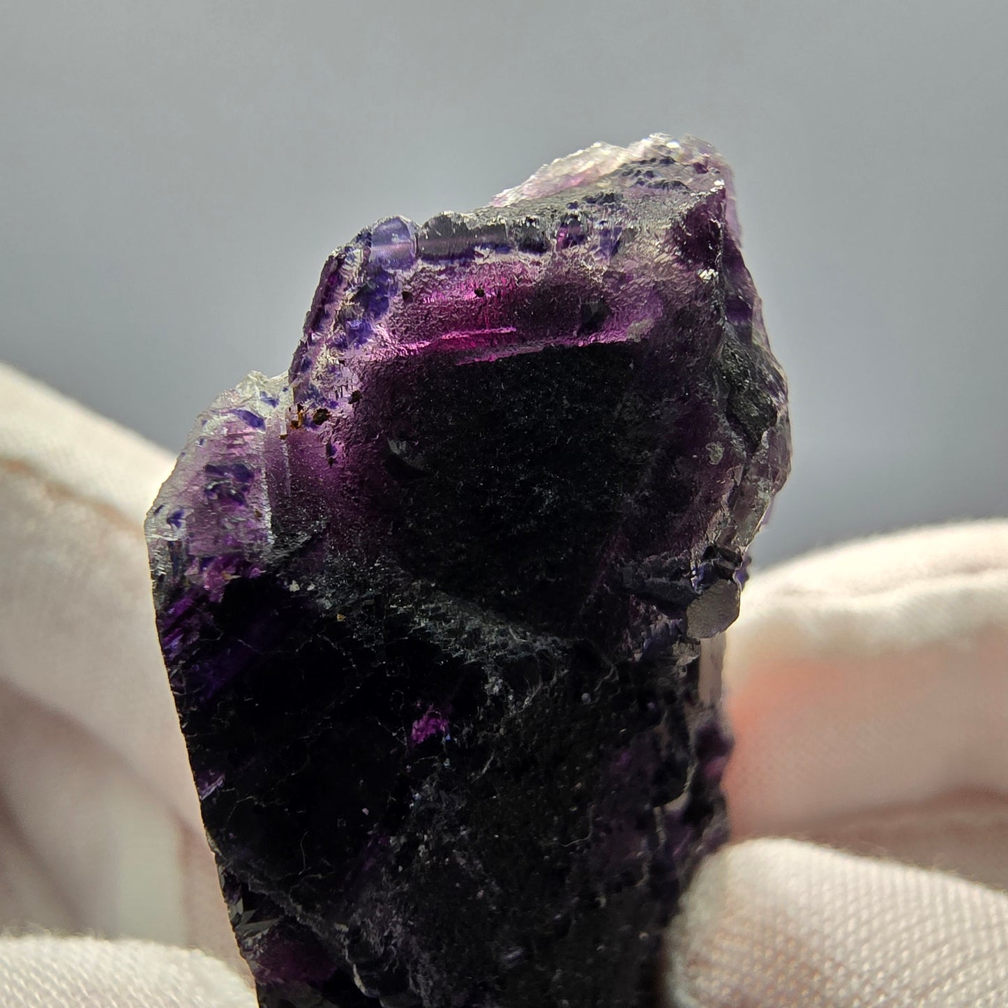Schöne Phantom Fluorit Würfel Stufe lila Okorusu, Namibia 61*31*11mm Sammlung
