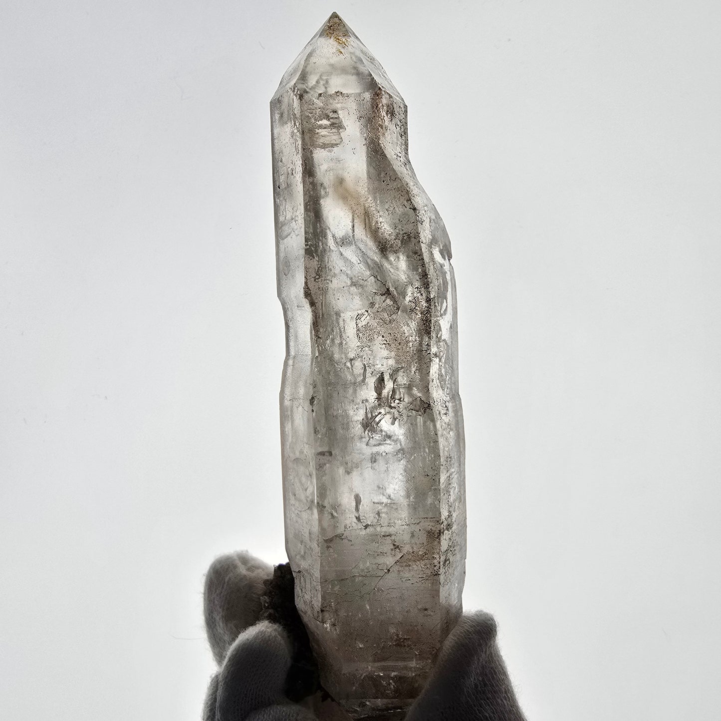 Quartz fumé squelette fantôme lémurien DT, calcite UV Valentine Pocket, Namibie 133 x 46 x 36 mm